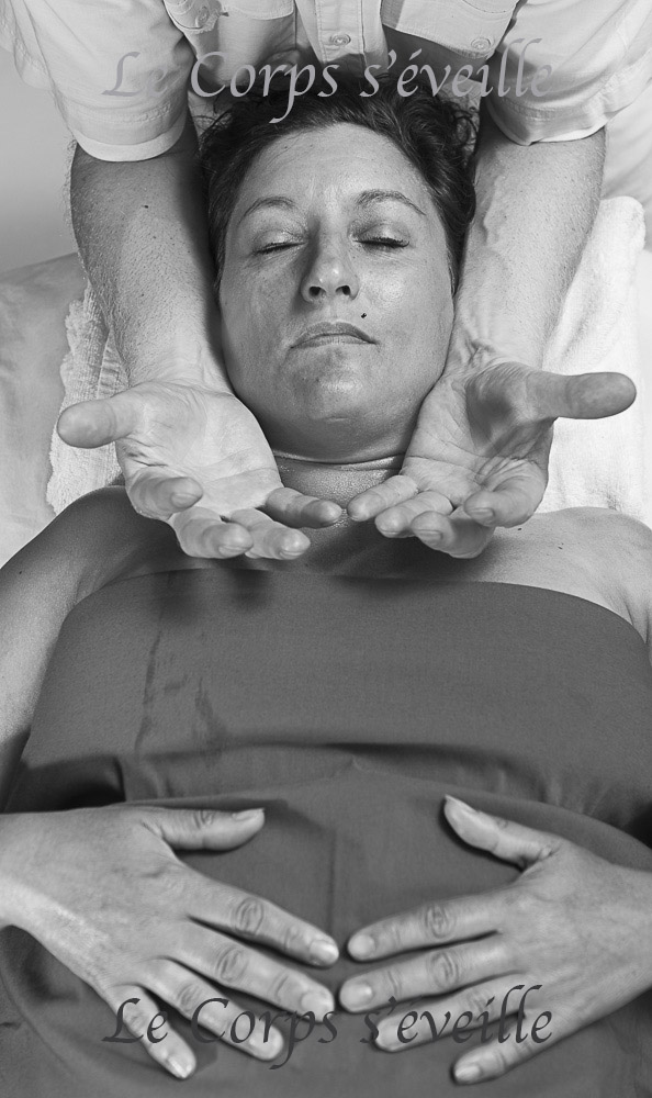 Choisir une praticienne ou un praticien agréé FFMBE pour recevoir un massage bien-être.