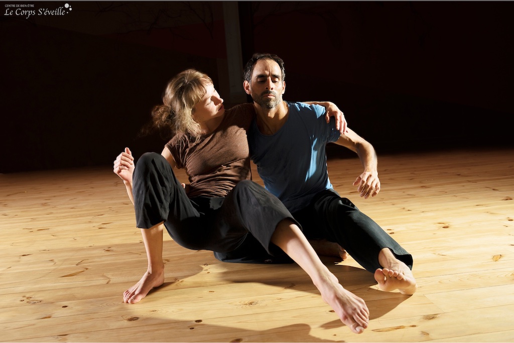Danser, tous sens éveillés. Julia Raynal et Rolando Rocha en danse contact improvisation.