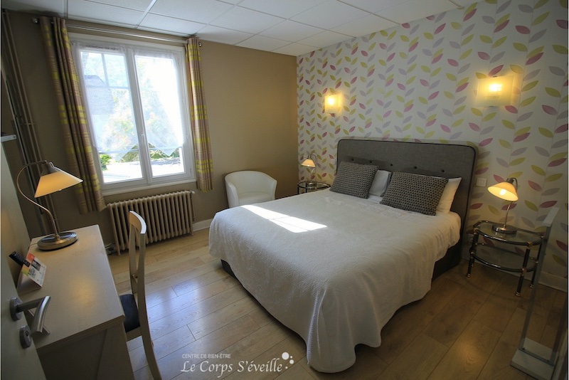Toutes les chambres de l’hôtel L’Ayguelade ont la Wifi et une vue dégagée. Vallée d’Ossau en Béarn.