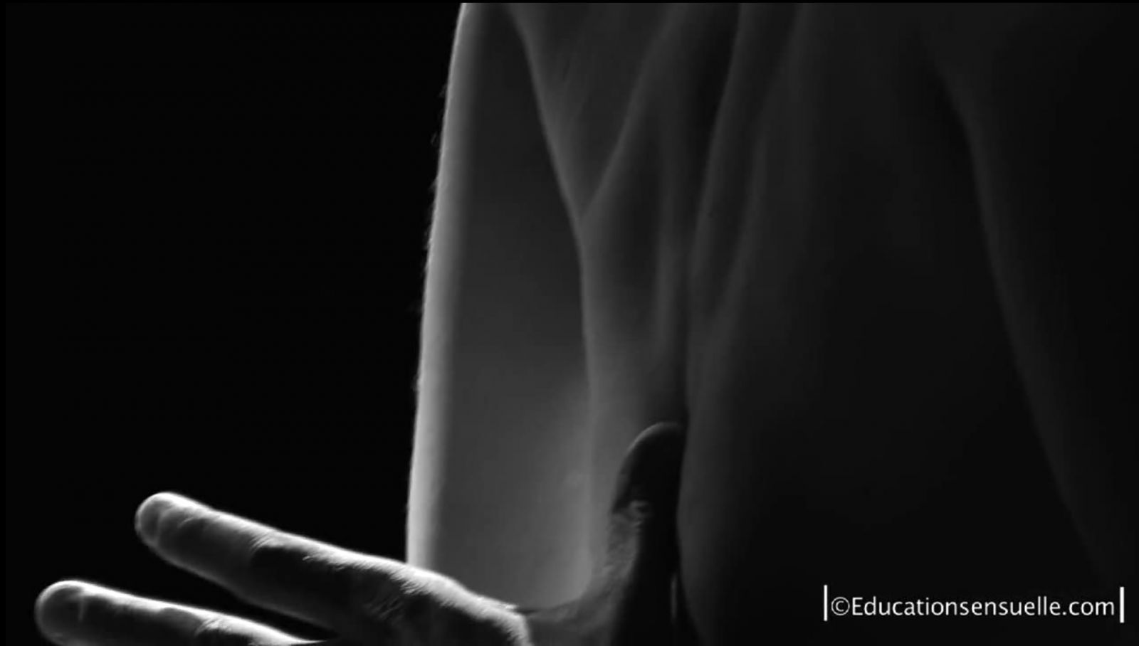 Image extraite des films Education sensuelle.